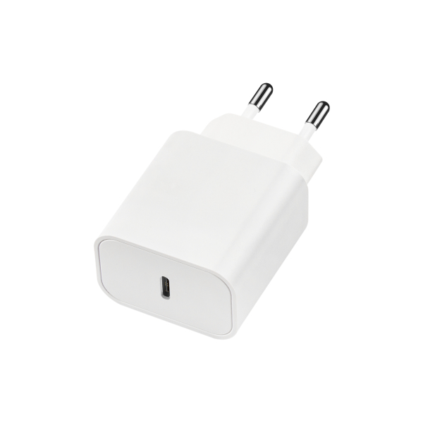 MAXLIFE TRAVEL CHARGER MXTC-06 PD 20W white MAXLIFE TRAVEL CHARGER MXTC-06 PD 20W white - Image 1